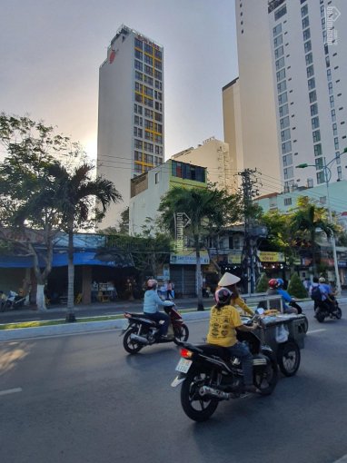 Cần bán đất mặt tiền view biển đường Trần Phú, P. Lộc Thọ, trung tâm Nha Trang, ngang 9.6m giá tốt