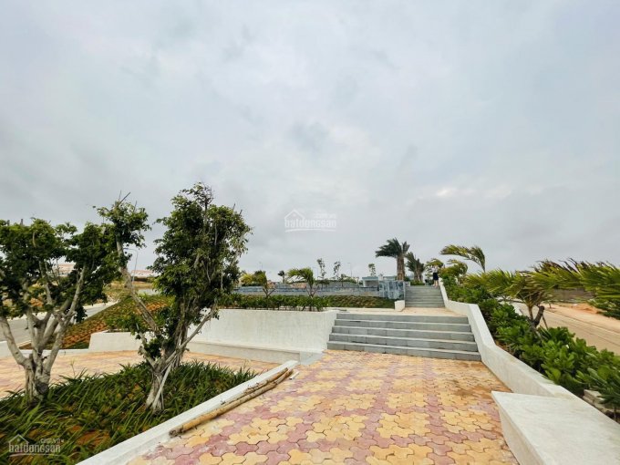 Sentosa Villa Phan Thiết 250m2 giá từ 11.5tr/m2, CK 3%. LH 0908235800 để xem thực tế