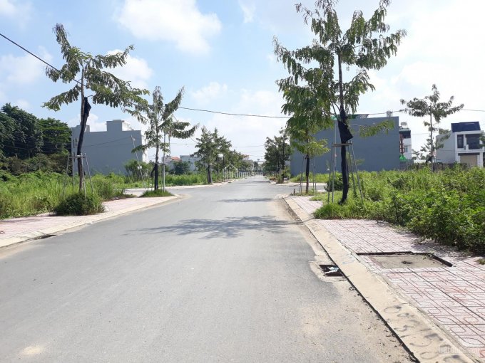 Đất như hình đường Nguyễn Thị Tồn, 100% thổ cư, dân cư đông đúc hiện hữu, LH 0938 373 495