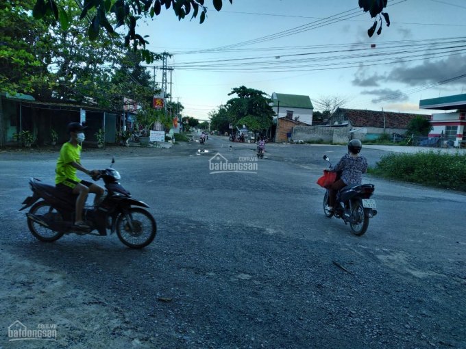 Đất 2 mặt tiền đường Nguyễn Công Trứ lô đất đối diện chợ góc ngã tư tiện kinh doanh buôn bán