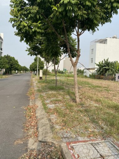 Cần bán miếng đất thổ cư 83m2, có sổ sẵn ở đường An Sơn 1, TP Thuận An, Bình Dương