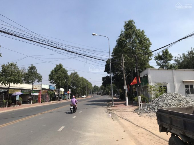 Bán đất mặt tiền đường Võ Minh Đức 8.34 x 48 = 418m2 (thổ 88m2) P Phú Thọ, TDM, Bình Dương