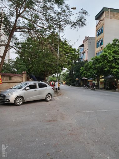 Bán đất mặt siêu thị Metro Hà Đông. Kinh doanh