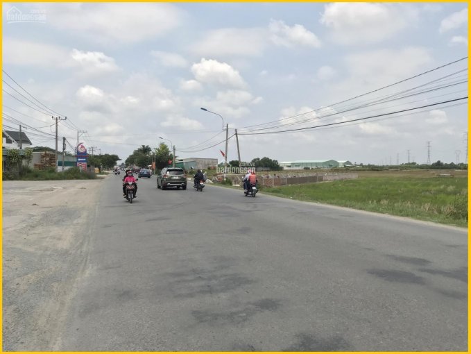 Đất thổ cư mặt tiền đường Nguyễn Hữu Trí, Bến Lức, Long An