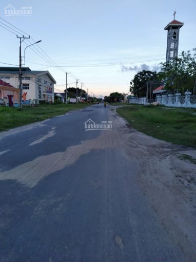 Đất 2 mặt tiền đường Nguyễn Công Trứ lô đất đối diện chợ góc ngã tư tiện kinh doanh buôn bán