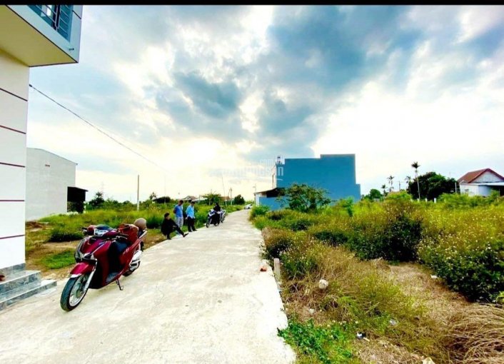 Đất dân Diên Toàn ngay UB xã gần bến xe và chợ đầu mối mới của T.Khánh Hoà tiềm năng tăng giá cao