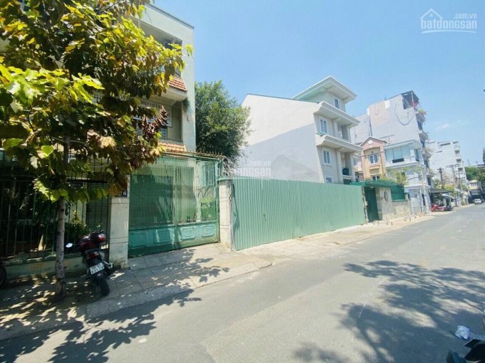Chính chủ cần bán đất mặt tiền Nguyễn Thành Ý Q1, ngang trên 12m, diện tích đất 239m2 giá 8x tỷ