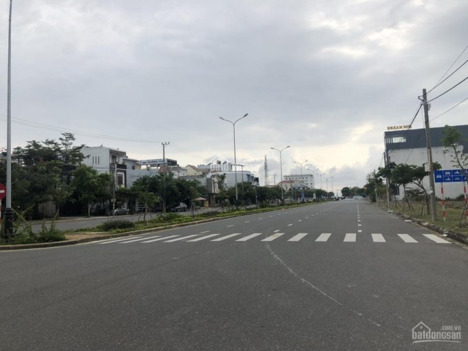Bán lô góc ngã 4 đường Nguyễn Cơ Thạch và Phạm Khiêm Ích, Quận Ngũ Hành Sơn