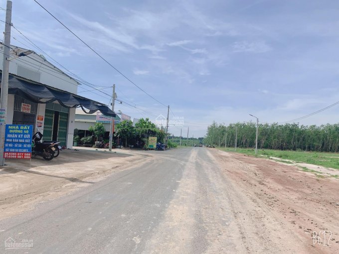 Chính chủ cần bán 5x50m 100m2 TC sát Becamex Chơn Thành Bình Phước mặt tiền đường nhựa lớn 32m LG