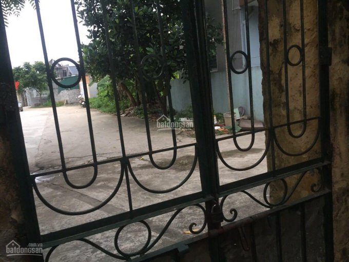 Cần bán gấp mảnh đất để trả nợ
