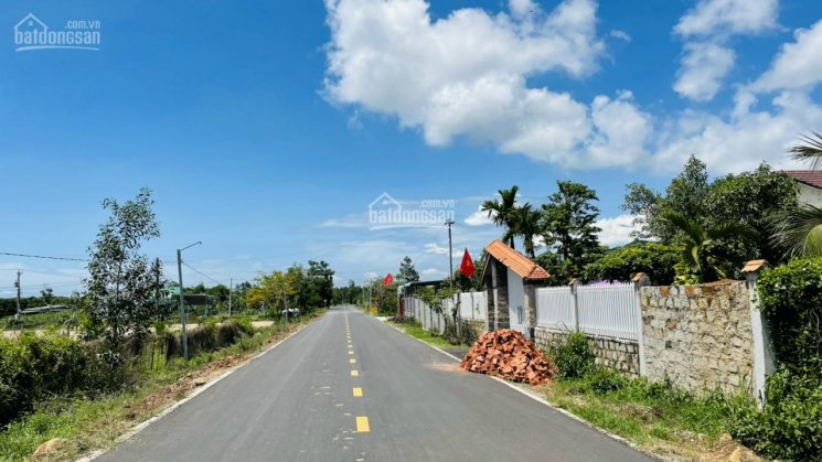 Chủ cần tiền bán nhanh trong tuần lô đất cực đẹp, chỉ bán giá này trong tuần này 2000m2 QH đất ở