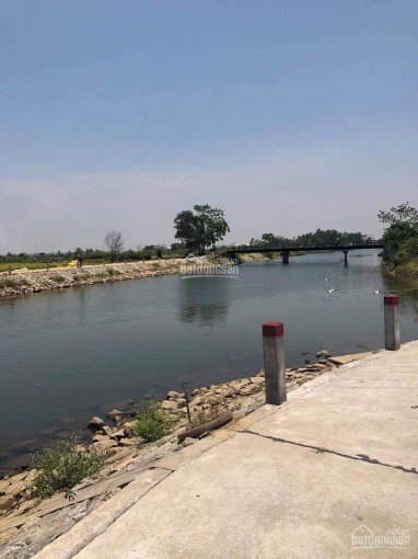 Bán gấp lô đất view sông cách thị trấn Sịa khoảng 1km - Giá 700 triệu