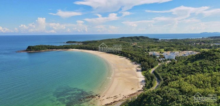 Bán đất mặt biển Sơn Hào, Quan Lạn xây resort, khách sạn, 3ha, mặt biển 150m, có suối, giá đầu tư