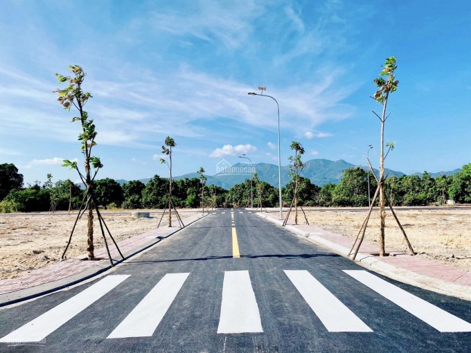 Bán đất MT Đại lộ Đinh Tiên Hoàng (40m) gần ngay ngã 3 Cam Hải, sổ đỏ thổ cư. NH Cho Vay 70%