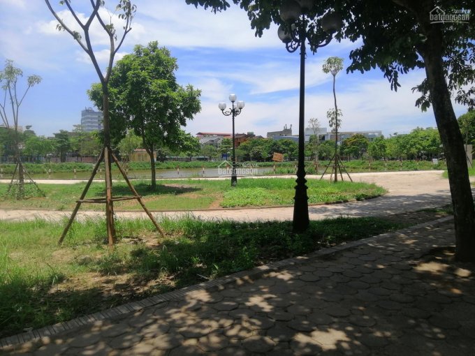 Cần bán mảnh đất phân lô Sài Đồng, Long Biên