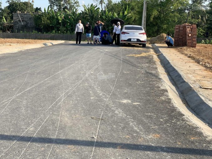 Bán đất mặt đường Thanh Niên Quảng Đức, thị trấn Quảng Xương đường 8m vỉa hè 5m 1.1 tỷ cho 125m2