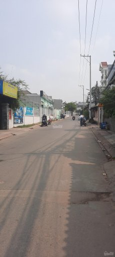 Lô 136m2 MT đường 102, Lã Xuân Oai, Q9