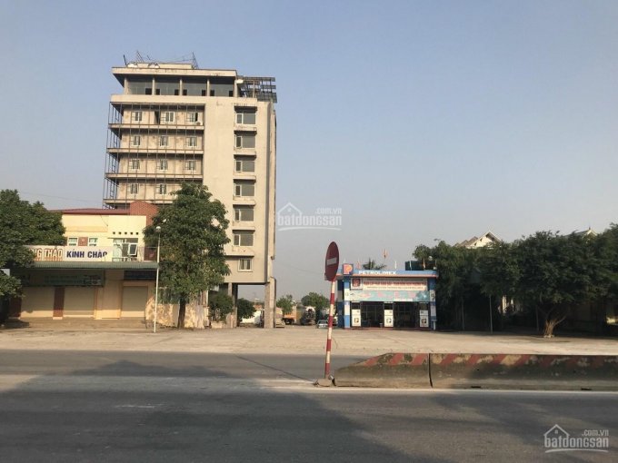 Ngân hàng phát mại ~4000m2 tổ hợp khách sạn, nhà hàng, cây xăng tại mặt đường QL1 Thanh Liêm, Hà Na