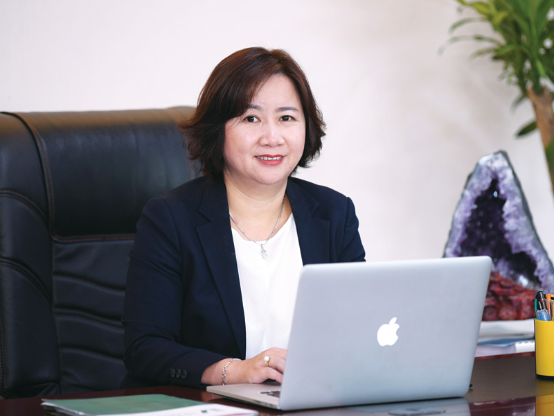 Chân dung bà Hương Nguyễn - Tổng giám đốc Đại Phúc Land