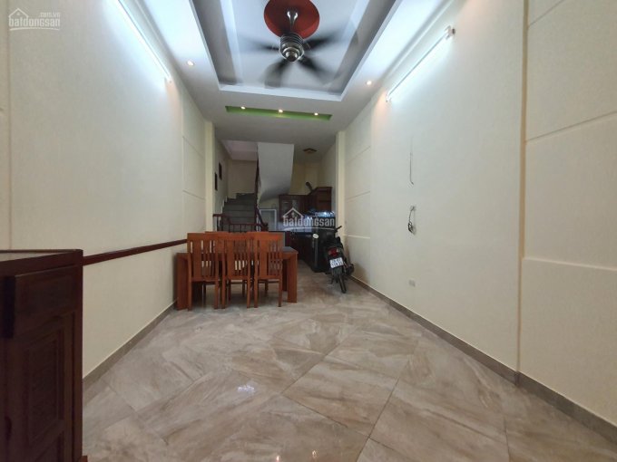 Bán nhà 5 tầng đẹp, full nội thất tại ngõ 521 Trương Định