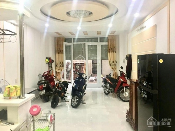 Chính chủ cho thuê mặt bằng kinh doanh trung tâm Phú Nhuận kinh doanh shop thời trang, áo cưới, spa