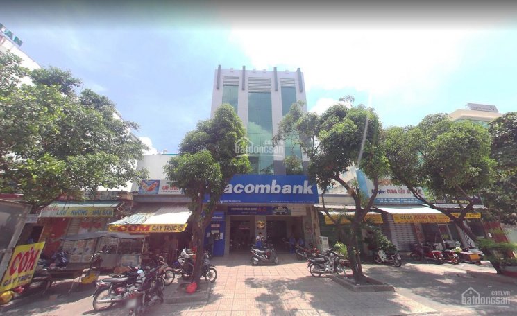 Cho thuê nhà nguyên căn Quận Tân Phú thích hợp làm ngân hàng