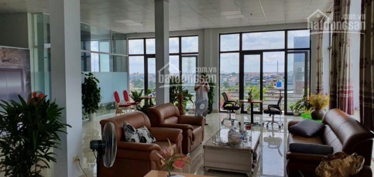 Chính chủ cho thuê văn phòng và căn hộ sân vườn tại tòa nhà Nam Định Tower, 150m2, 0869511628