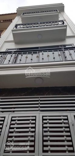 Bán gấp nhà ngõ 190 phố Hoàng Mai - hồ Đền Lừ 53m2 x 5 tầng vuông vắn. Giá bán: 5,2 tỷ có TL