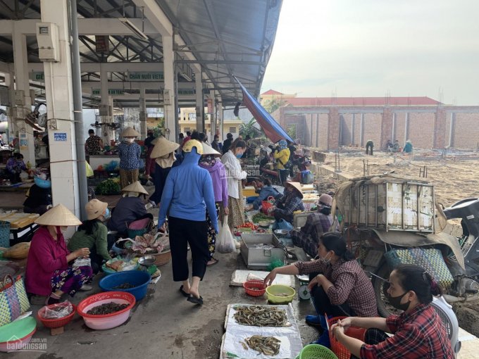 Cho thuê kiot giá siêu rẻ tại trung tâm chợ Tú Sơn, buôn bán kinh doanh tốt
