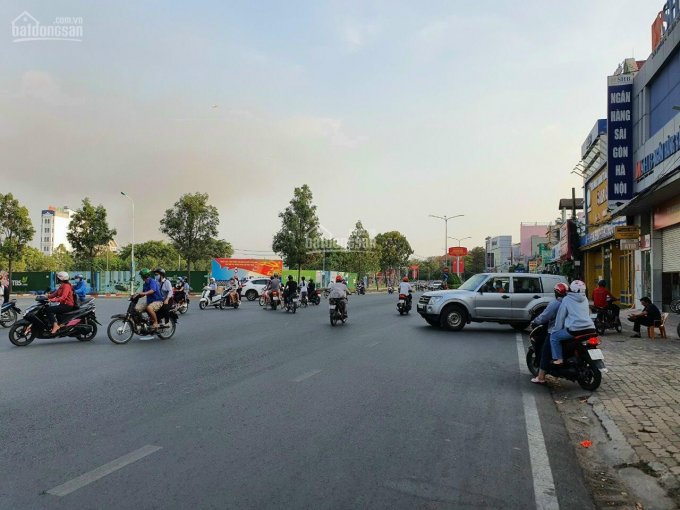 Cho thuê nhà mặt tiền siêu đẹp đường Nguyễn An Ninh, TP. Dĩ An, Bình Dương (mặt tiền 10*28 = 280m2)