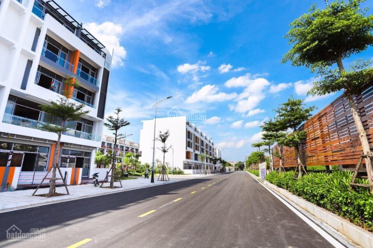 Mở bán chung cư cao cấp Long Biên, giá từ 2,2tỷ (3 tỷ) - full đồ nội thất gắn tường - 0982998659