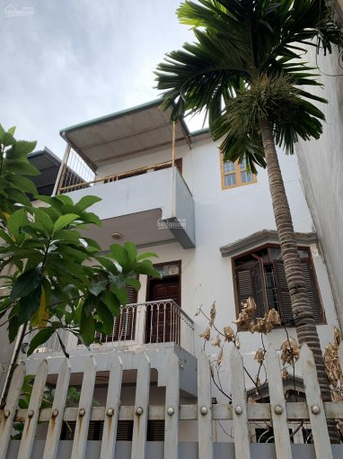 Cho thuê nhà riêng tại ngõ 277 Phố Vũ Tông Phan, 130m2 x 3 tầng, kiểu biệt thự có sân, 15 tr/thang