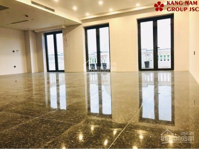 Cho thuê văn phòng mới 150m2, mặt tiền 12m rộng rãi tại đường Trần Xuân Soạn, trung tâm quận HBT