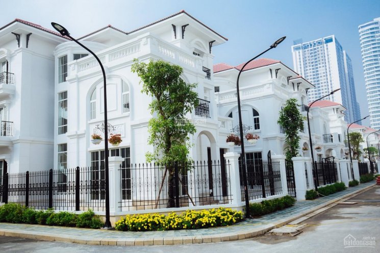 Cho thuê shophouse Embassy mặt đường Nguyễn Văn Huyên