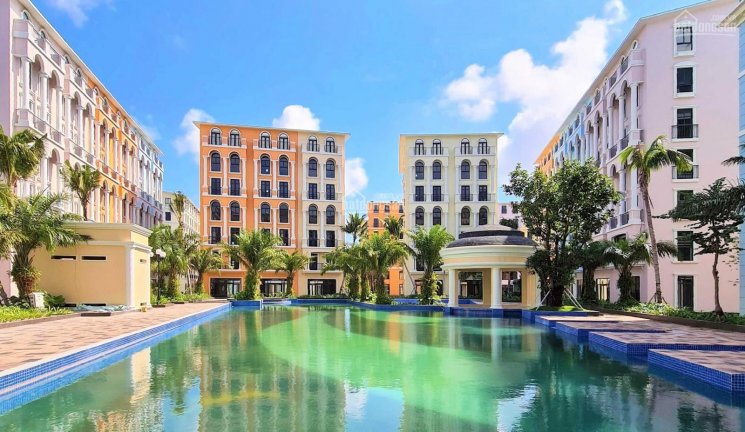 Bán khách sạn cao tầng gần Sân Bay Phú Quốc, 66 phòng, có hồ bơi. Thanh toán 6 tỷ nhận nhà ngay
