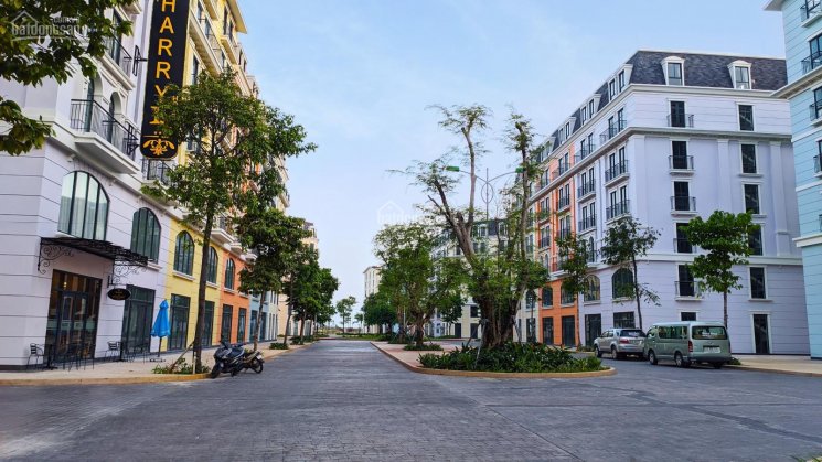 Bán khách sạn cao tầng gần Sân Bay Phú Quốc, 66 phòng, có hồ bơi. Thanh toán 6 tỷ nhận nhà ngay