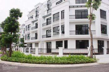 Cho thuê nhà mới XD xong tại khu liền kề tại 82 Nguyễn Tuân, DT 100m2*4 tầng, nhà đẹp. Giá 50tr/th