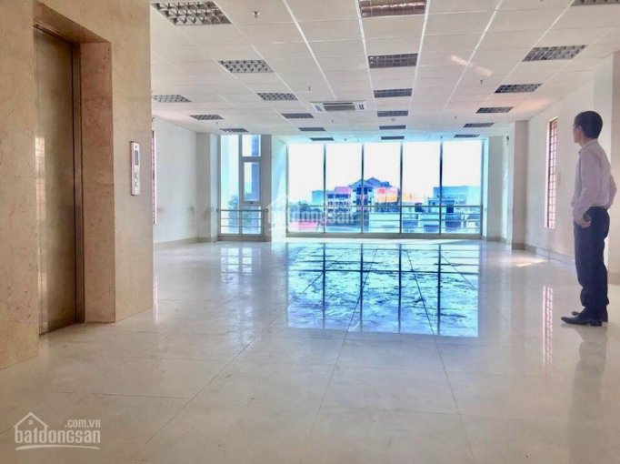Văn phòng cho thuê quận Bình Thạnh, view cửa kính thoáng, 35m2 - 50m2