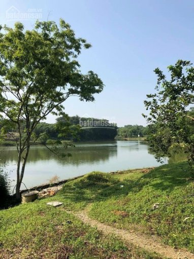 Cần bán khuôn viên 1550m2 view hồ tại Cư Yên, Lương Sơn, Hòa Bình cách TT Hà Nội chỉ 45p lái xe
