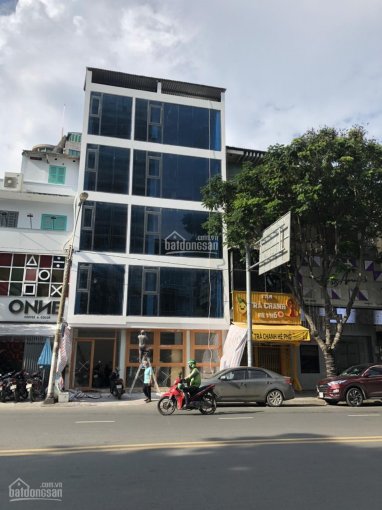Cho thuê tòa nhà 8.5x10m, 4 lầu tại Nguyễn Cư Trinh, q1