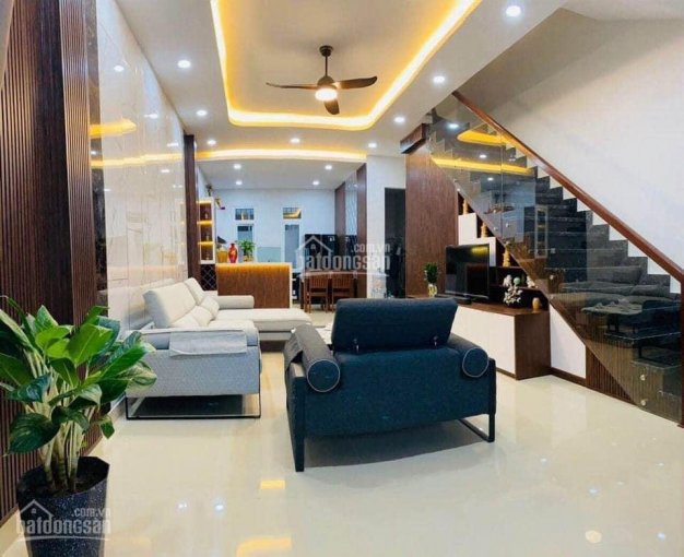 Cho thuê nhà 3 tầng 4PN full nội thất cao cấp khu Phú Gia Compound ngay Ông Ích Khiêm, Đà Nẵng