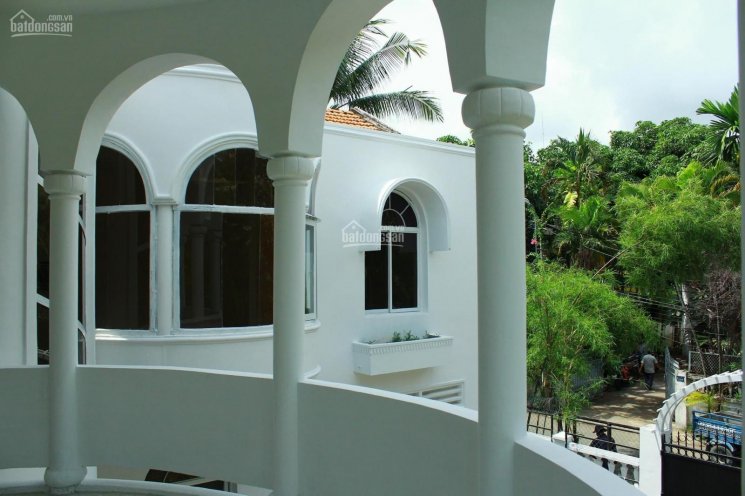 Cho thuê căn villa (biệt thự) Thảo Điền nhà đẹp thích hợp ở và làm VP 60tr/tháng 0948522889