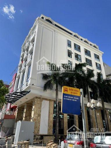 Cho thuê tòa khách sạn 3 mặt thoáng tại phố Nguyễn Hoàng, Nam Từ Liêm, DT 240m2 - 0919928661