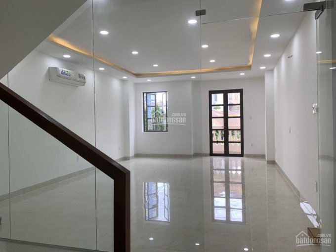 Văn phòng cho thuê trung tâm quận Gò Vấp, DT từ 30 - 50m2, đầy đủ tiện nghi, giá từ 5tr/tháng