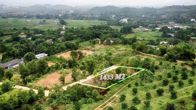 Cần bán gấp lô đất nghỉ dưỡng 1433m2 tại xã Yên Bài, Ba Vì. View nhìn thẳng núi Ba Vì. Giá cực rẻ.