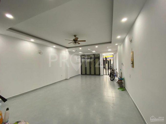 Nhà mt p7, Phú Nhuận, 1 trệt 3 lầu giá 35tr,thương lượng cho khách thiện chí