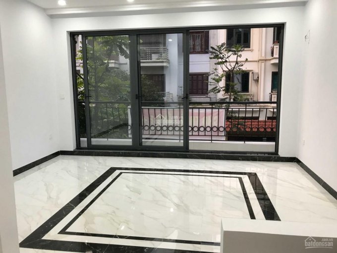 Chính chủ bán shophouse cao cấp 75m2 - số 2 lô 2 đường Nguyễn Trãi rẽ vào