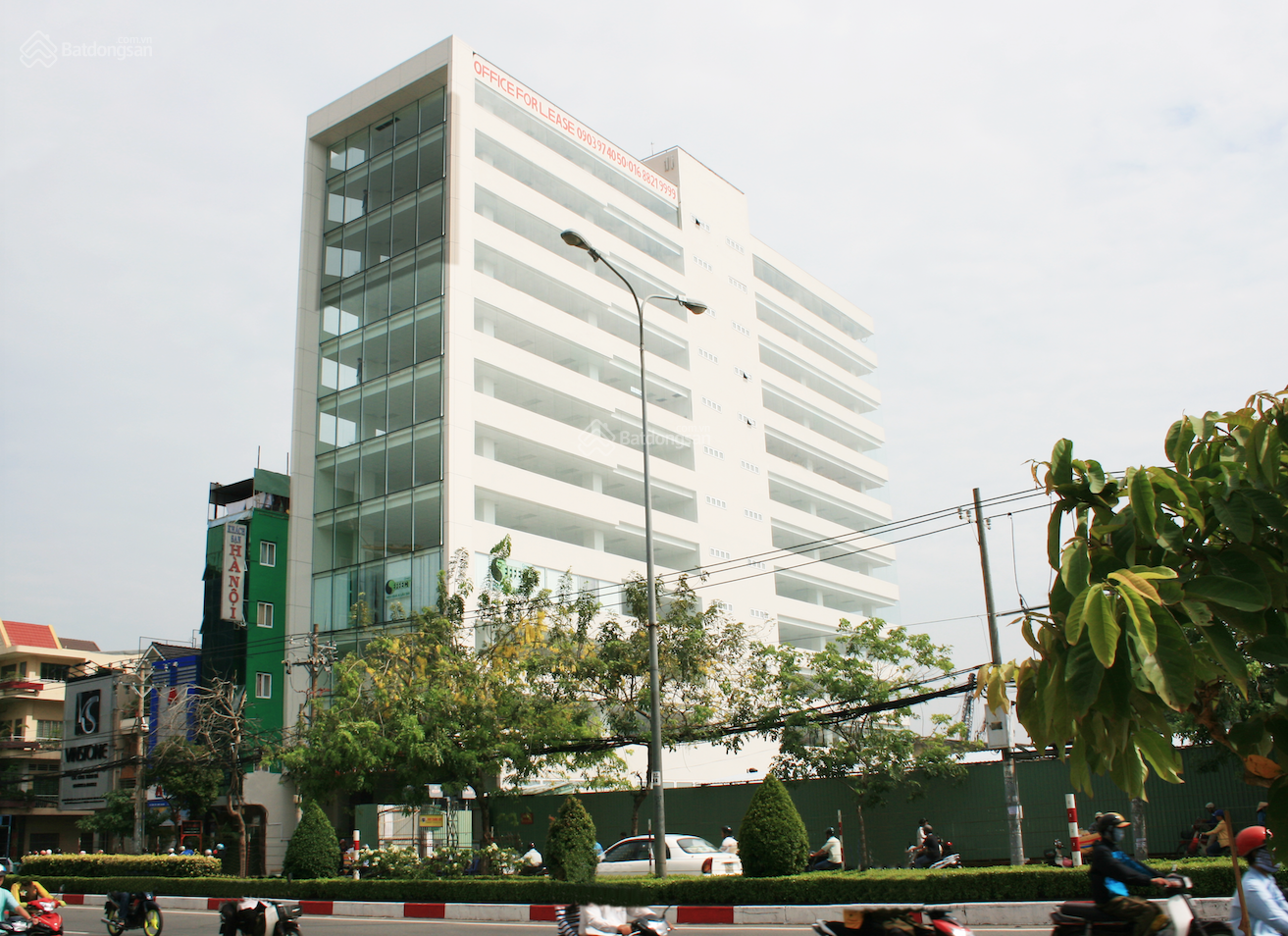 Cho thuê toà nhà Athena đường Cộng Hoà, nằm ngay trung tâm Quận Tân Bình gần sân bay LH 0927271286