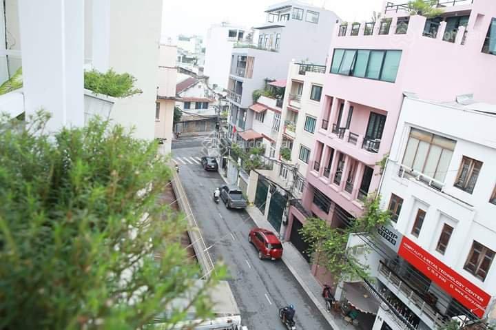 Cho thuê mặt bằng đường Trần Quý Khoách, quận 1 giá 15tr