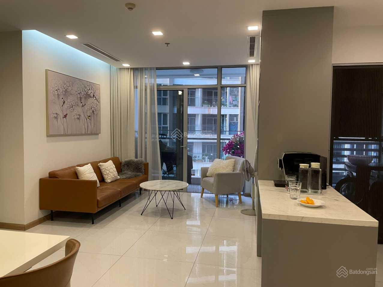 Chuyên bán căn hộ Vinhomes Central Park 1,2,3,4 PN và Landmark 81 giá tốt nhất. LH 0901692239